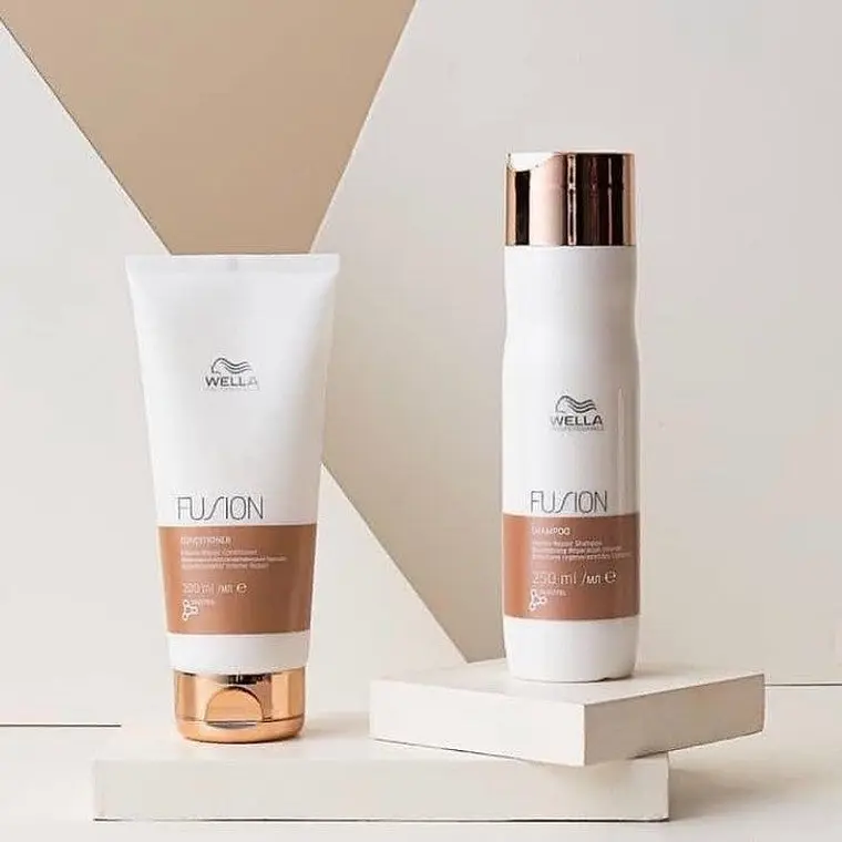 Pack Fusion Sha 250 ML + Acond 200 ML Oil Reflections + Secador de Cabello - Imagen 3